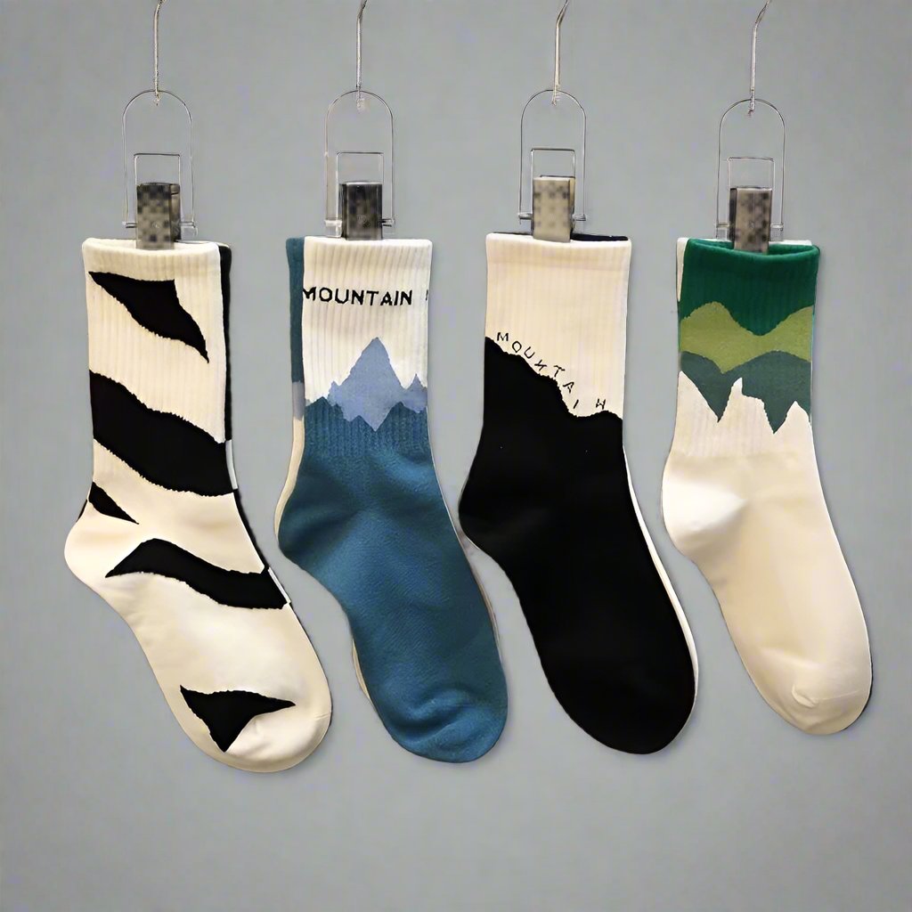 4 Pairs Of Trendy Colour Block Abstract Pattern Crew Socks